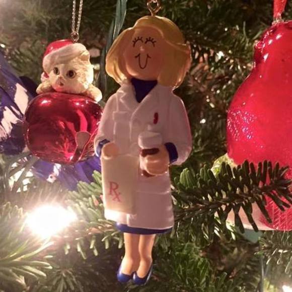 Meet your Posher, Alexandra - Picture 1 of 1